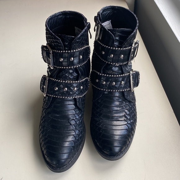 Wanted moto buckle booties, black size 8 - Picture 2 of 8